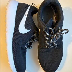Nike Black and White Athletic Shoes